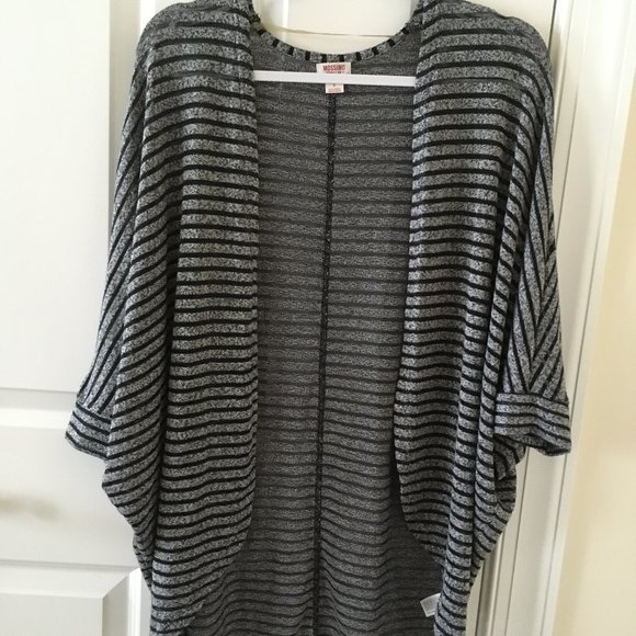 Black/grey striped dolman sleeve cardigan - Picture 1 of 4